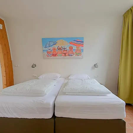Lazy Daisy Met Jacuzzi - Groote Keeten Ferienhaus Callantsoog